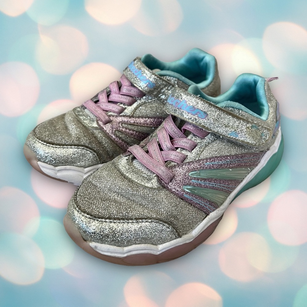 Skechers Toddler Girl’s Silver Glitter Athletic Shoes Sneakers Size 12.5